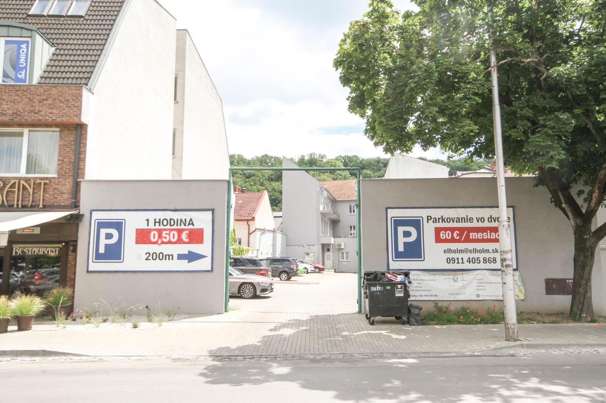 Apartman Vita Lite Trenčín エクステリア 写真